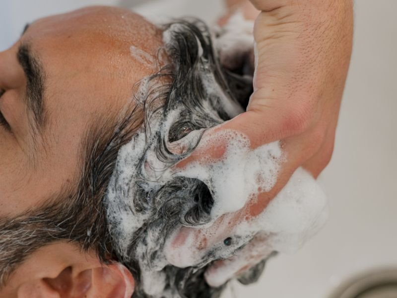 10 Bad Hair Care Habits