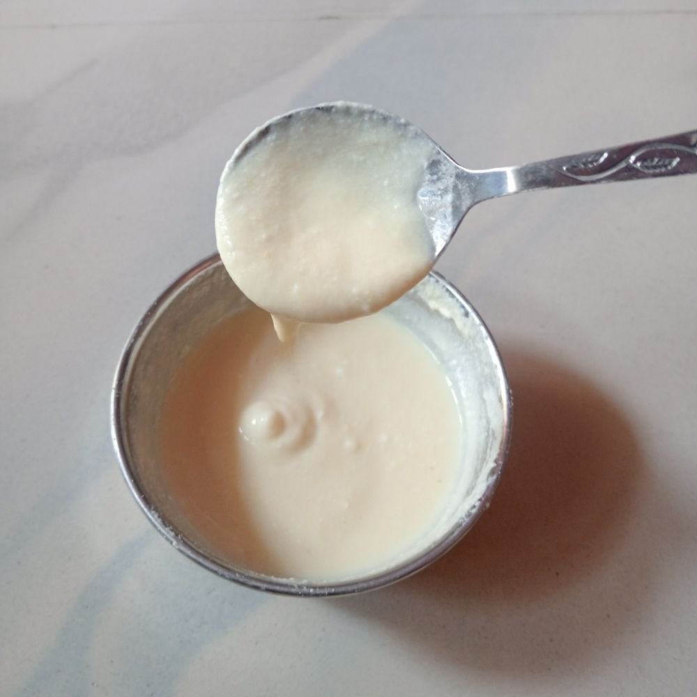 Curd face mask for oily skin